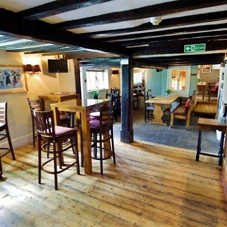 The Cherry Tree Inn Henley-on-Thames ภายนอก รูปภาพ